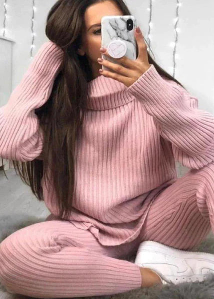 LOUISA Ribbed knit lounge set