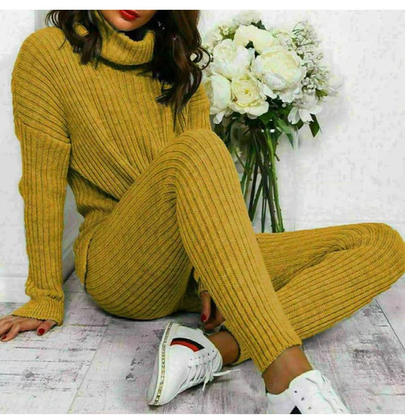 LOUISA Ribbed knit lounge set